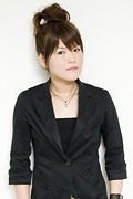 Akina Nomi